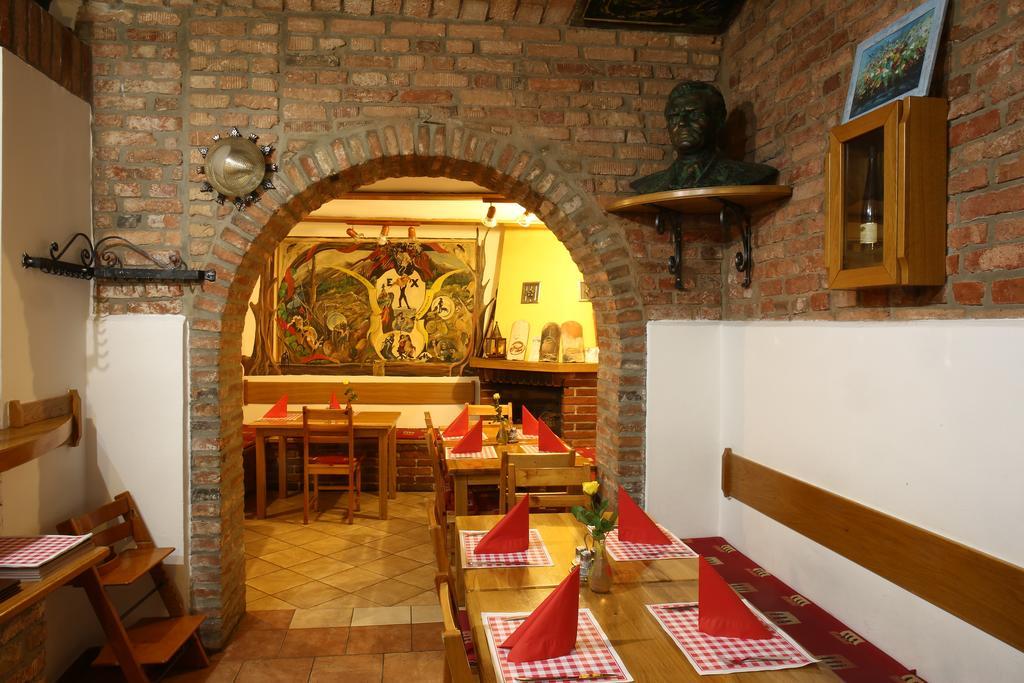 Gostilna In Prenocisca Gedzo Hotell Novo Mesto Exteriör bild